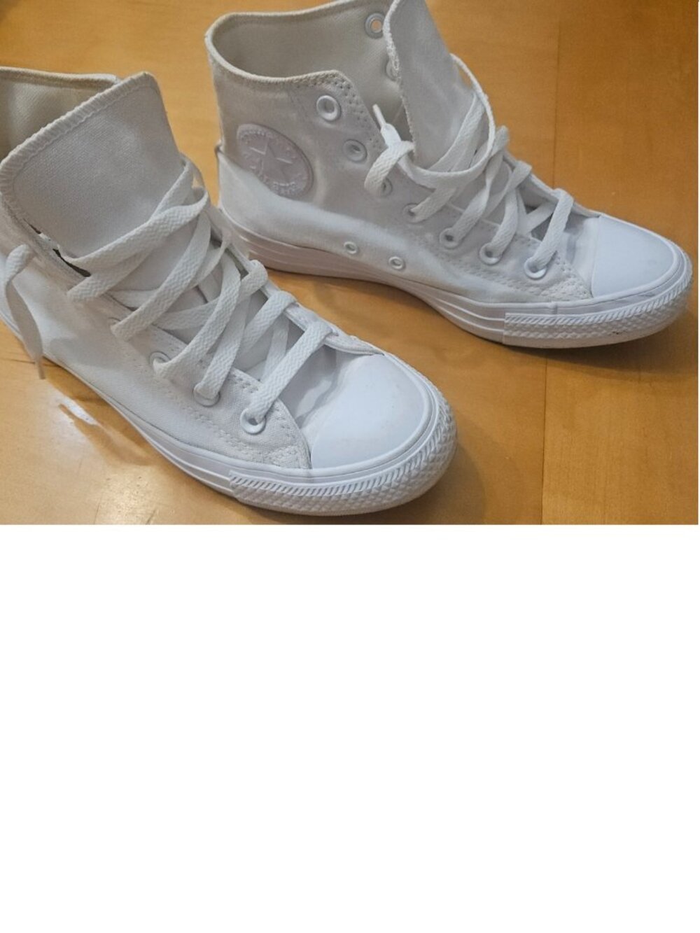 Womens size 8.0 Converse Chuck Taylor All Star White, no trim colors, (used)
